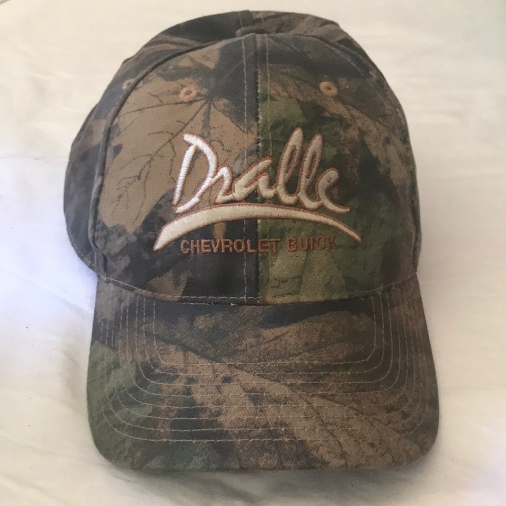 LEGEND DRALLE CHEVROLET BUIK CAMOUFLAGE CAP ONE SZ